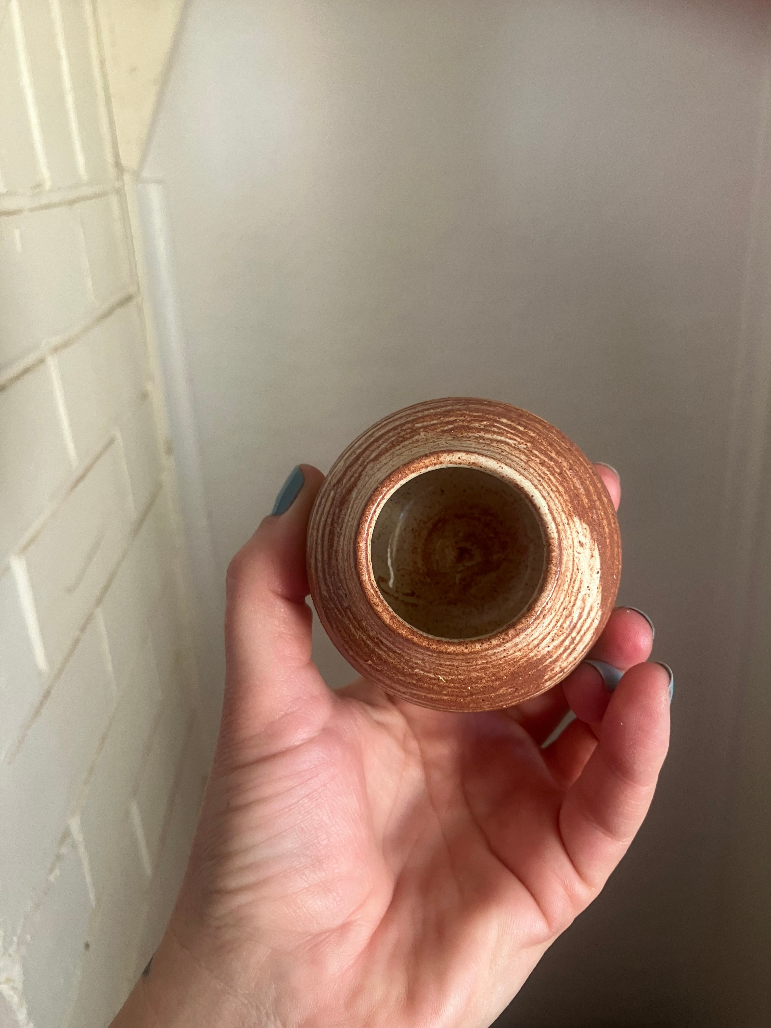 Alter vase