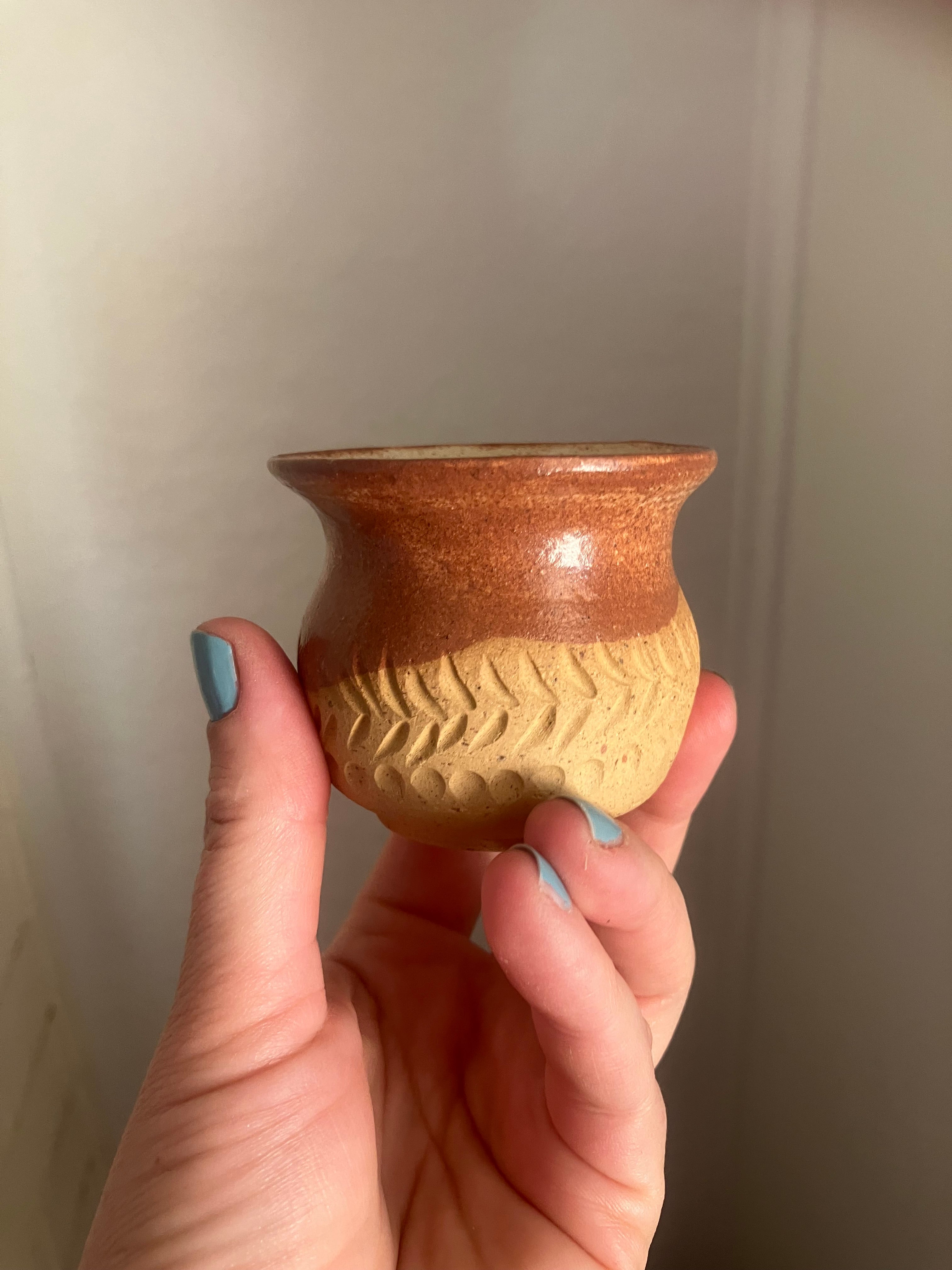 Alter vase
